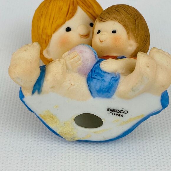 Vintage Enesco Country Cousins Katie Holding Baby Boy Ball Toddler 1985 Figure - Picture 6 of 7